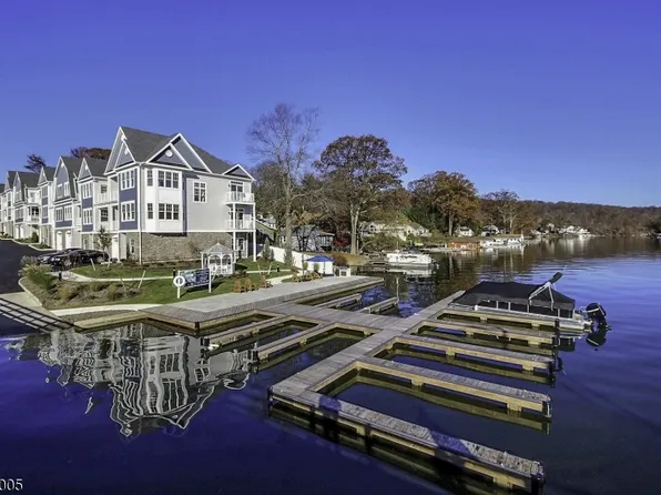 468-1 River Styx Rd #1, Hopatcong Boro, NJ 07843