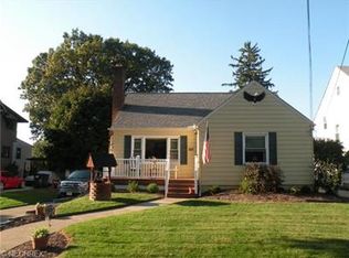 825 Cleveland Ave, Amherst, OH 44001