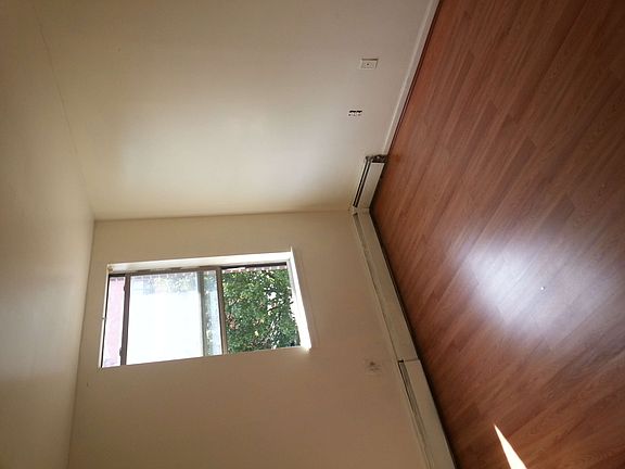 4th image of 93 Macdougal St #2