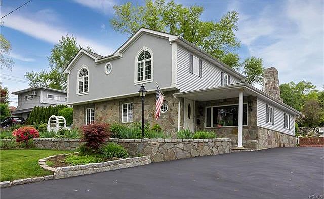 1st image of 4 Jean Ln