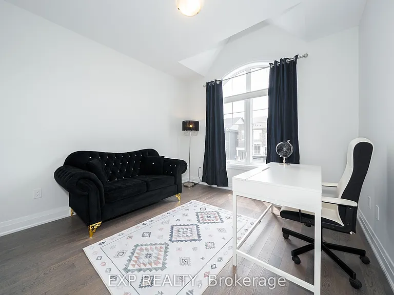 114 Seguin St — Photo 26