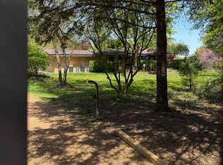 15 Barrington Hills Rd, Barrington, IL 60010