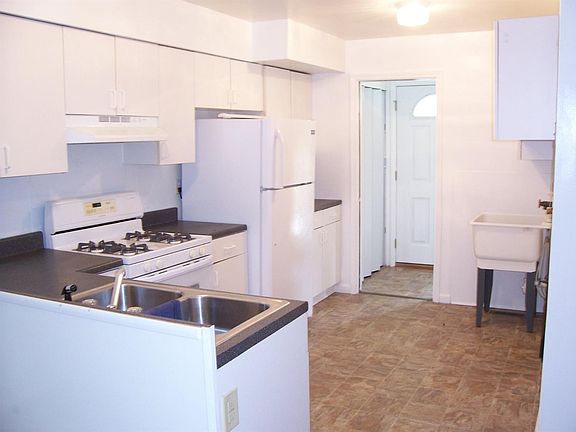 4th image of 1371 Gattegno St