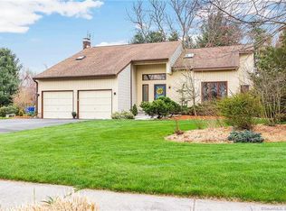 35 Stephanie Ln, South Windsor, CT 06074