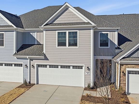 2nd image of 702 Blackpool Dr