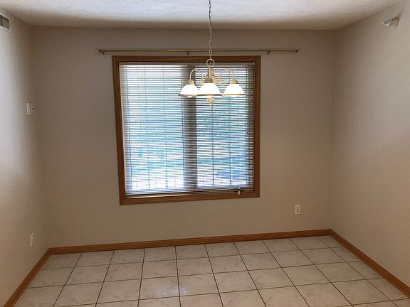 2nd image of 4517 Stockwell St APT 8