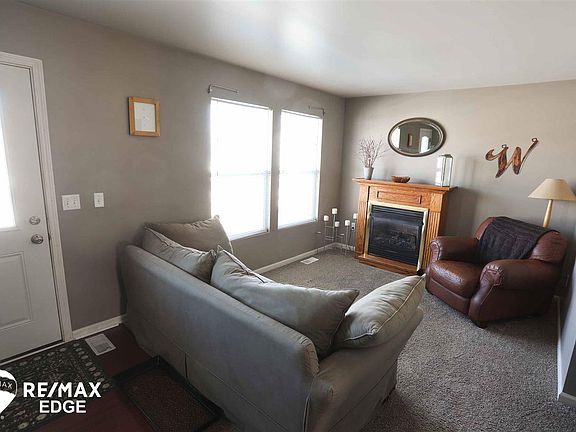 5th image of 7420 Peregrine Ln