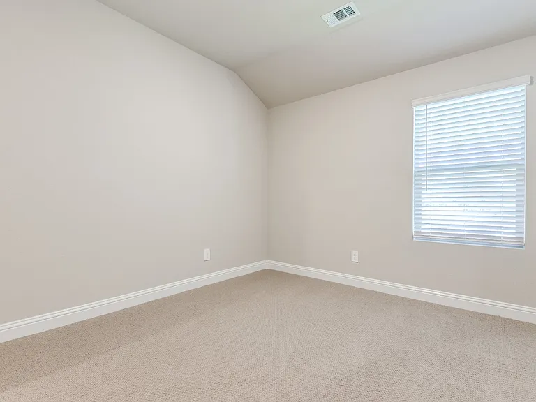 702 Williams Way — Photo 12