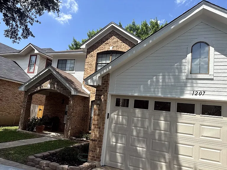 1207 Canyon Parke Dr — Photo 6