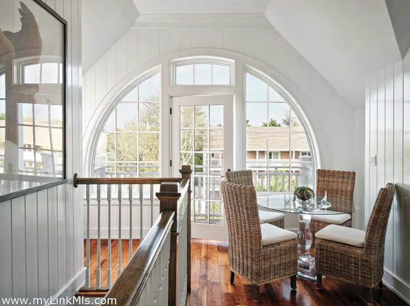 131 N Water St #24, Edgartown, MA 02539