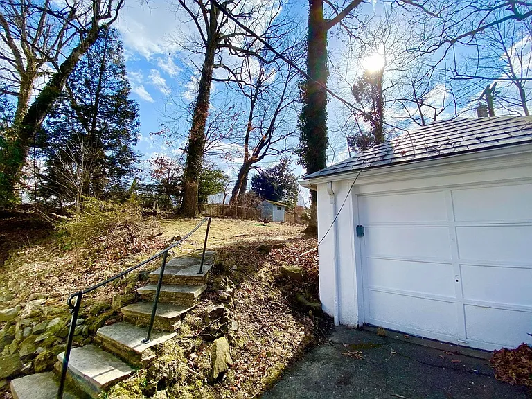 726 Brookwood Rd — Photo 27