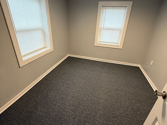 4th image of 1057 Waukonda Ave #2