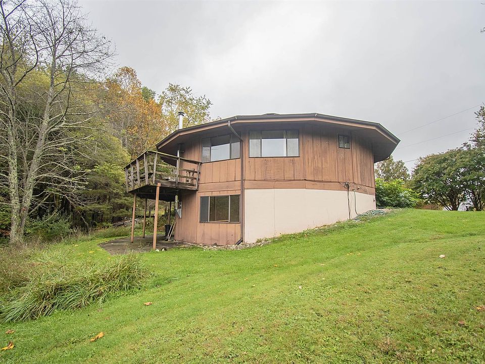 1st image of 3202 Mathews Ln