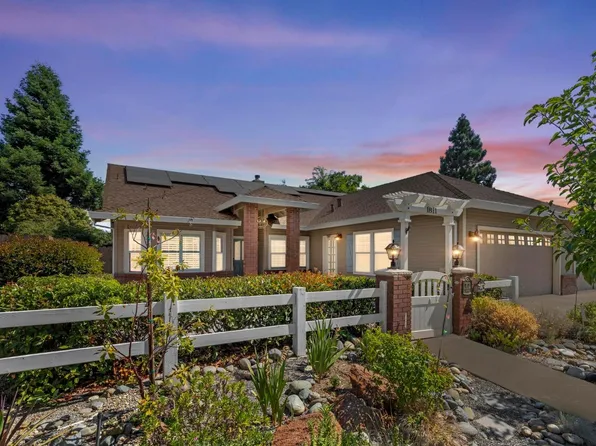 1811 Bradley Estates Dr, Yuba City, CA 95993