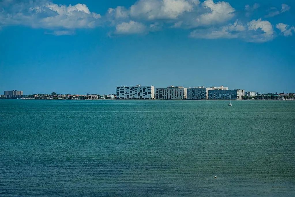 5151 Isla Key Blvd S — Photo 2