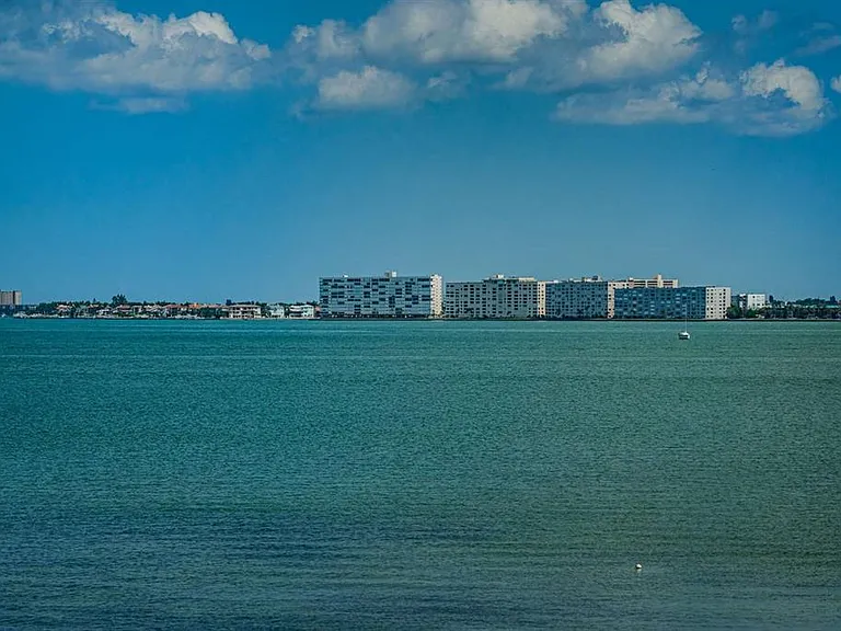 5151 Isla Key Blvd S #220 — Photo 2