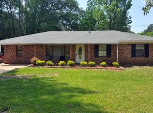 103 Woodgreen Rd, Plantersville, MS 38862