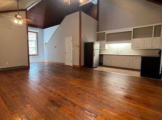 404 Market St #D, Denton, MD 21629
