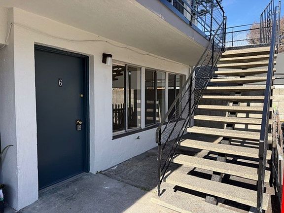 2nd image of 1728 Broadway St APT 6
