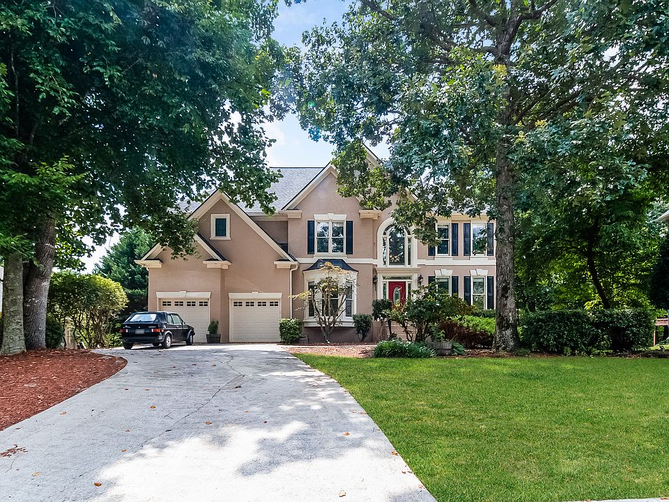 1st image of 745 River Cove Dr