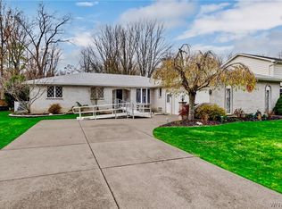 1456 Fairfield Dr, North Tonawanda, NY 14120