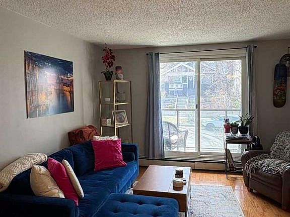 3rd image of 1808 W 18th St SW #201