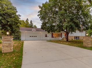 501 2nd Ave SE, Mapleton, MN 56065