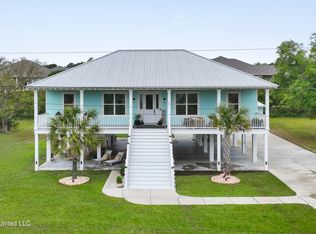 302 S Seashore Ave, Long Beach, MS 39560