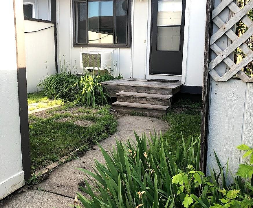 1st image of 547 4th Ave NW