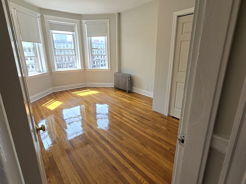 1st image of 1197 Commonwealth Ave APT 18