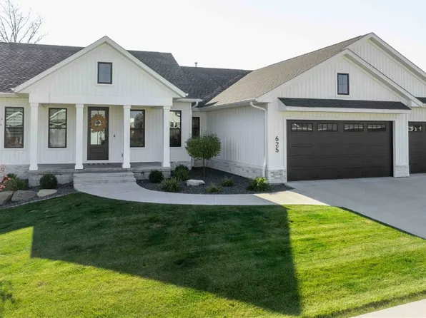 625 Williams Dr, Marion, IA 52302
