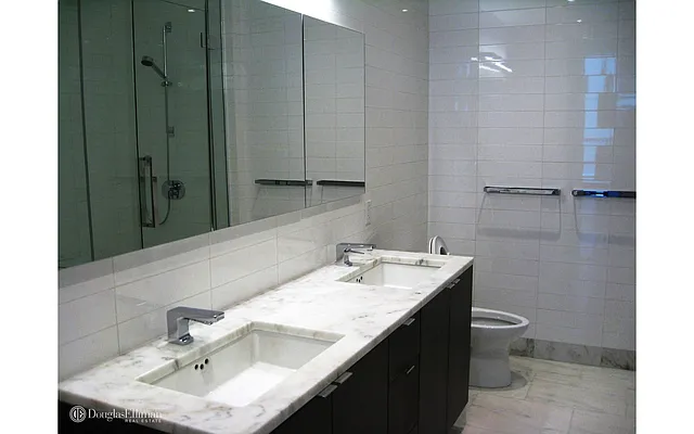 Rented by Douglas Elliman | media 38