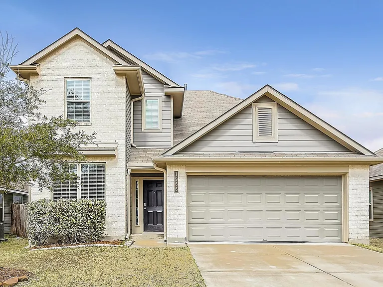 1966 Briar Grove Dr — Photo 1