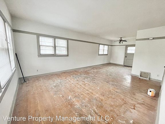 3rd image of 3822 N Humboldt Blvd #11101381