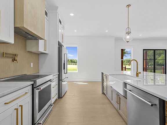 5th image of 3521 Hobson Pike