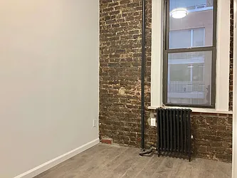 Rented by Matthew Gros-Werter, LREB 