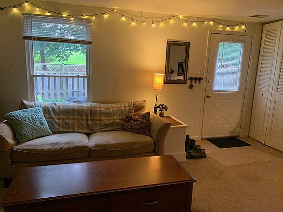 4th image of 36 Whitechurch Ct