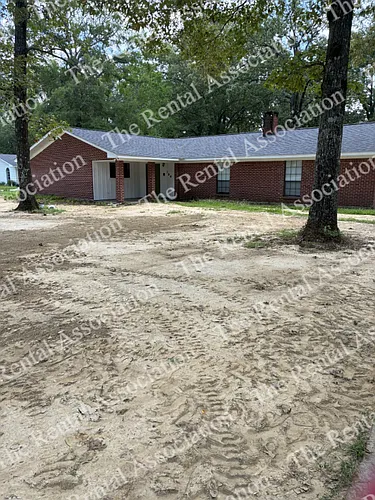 396 Rowland Rd Photo 1