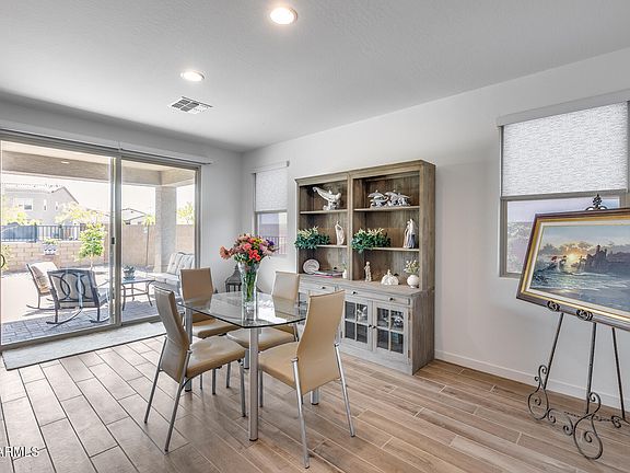 3rd image of 17865 W THISTLE LANDING Drive