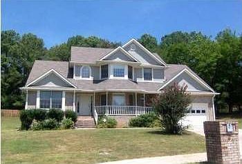 2nd image of 482 Lauren Cir