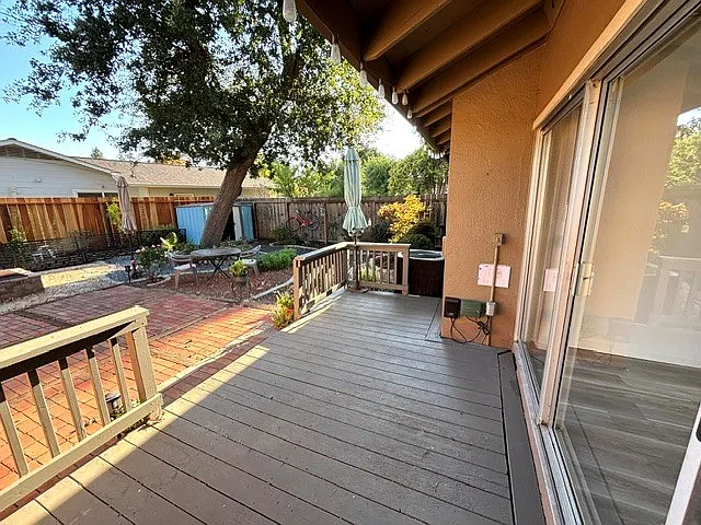 3 Massolo Dr — Photo 5