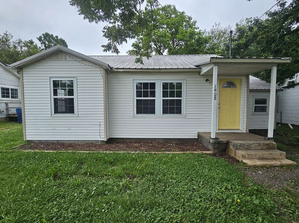 1608 Ryan Ave