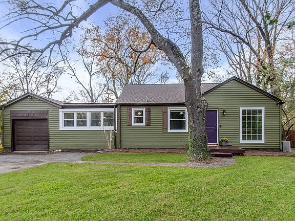 3rd image of 1202 Coarsey Dr