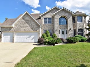 13227 Brooklands Ln, Plainfield, IL 60585