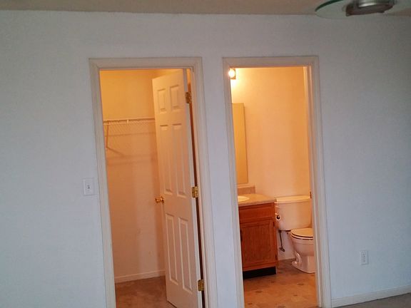 3rd image of 15378 Wandering Way