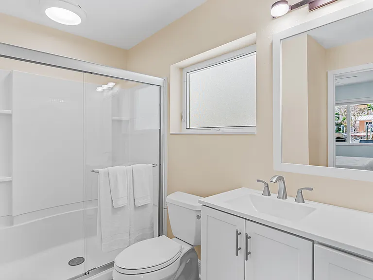 14827 N Bayshore Dr — Photo 20