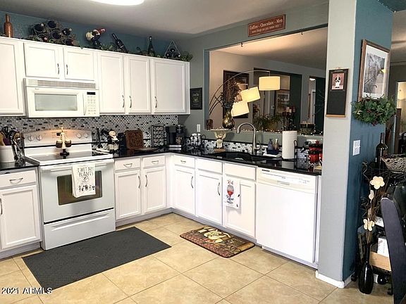 3rd image of 15628 W Maui Ln