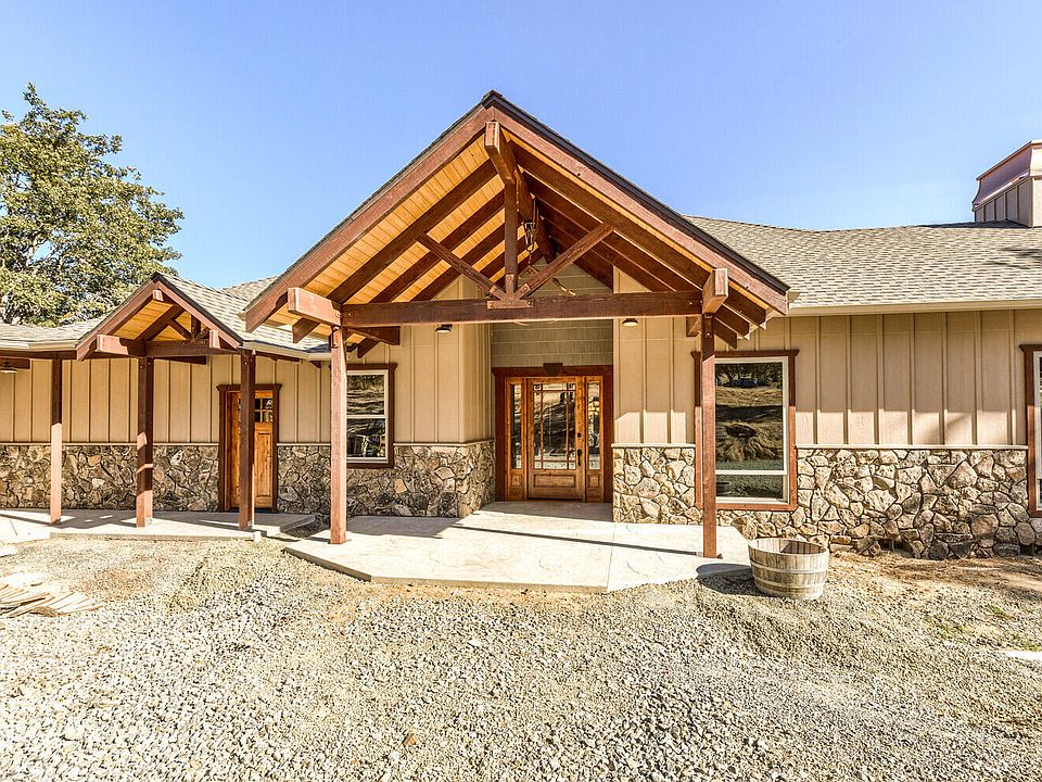 580 Opal Ln, Grants Pass, OR 97526 MLS 220148418 Zillow