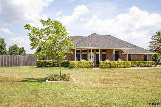 2nd image of 15548 Wagon Wheel Cir