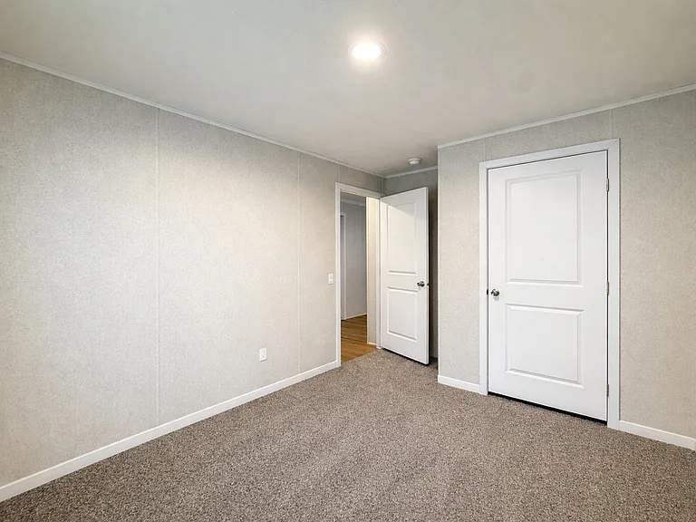 29800 Guilford Cir #253 — Photo 20
